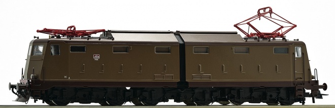 Electric Locomotive E 636 Digital with Sound<br /><a href='images/pictures/Roco/179418.jpg' target='_blank'>Full size image</a>